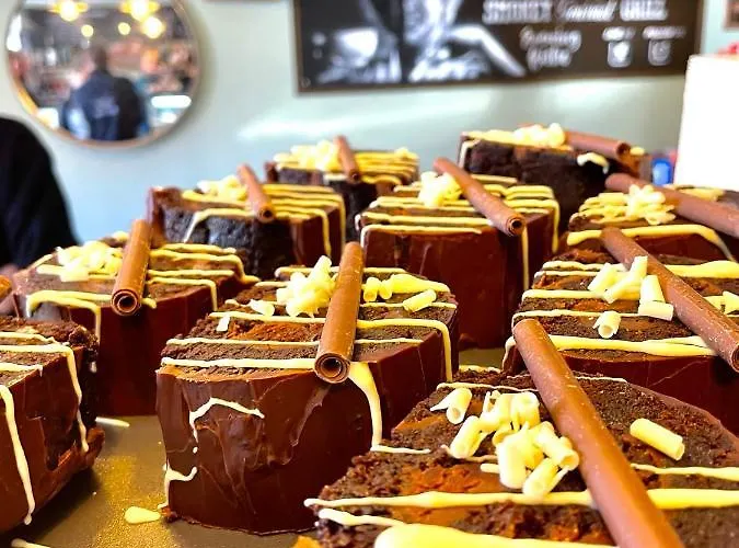 T-post 3* South Milford